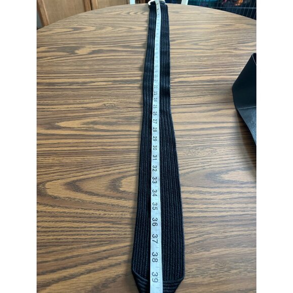 Black stretch belts with gold tone buckles set of two size S/M - Picture 3 of 6